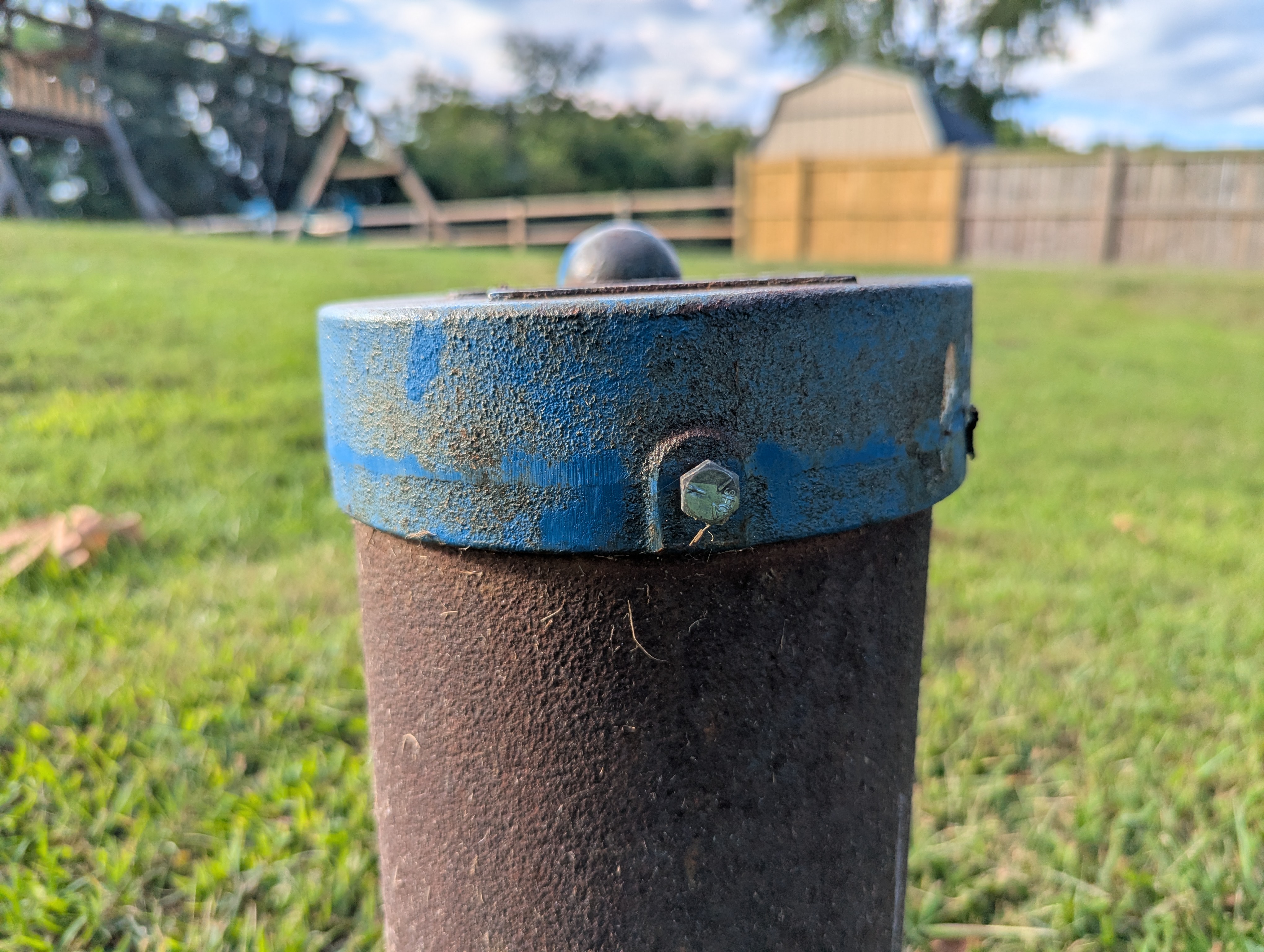 Well head casing with proper cap and connections